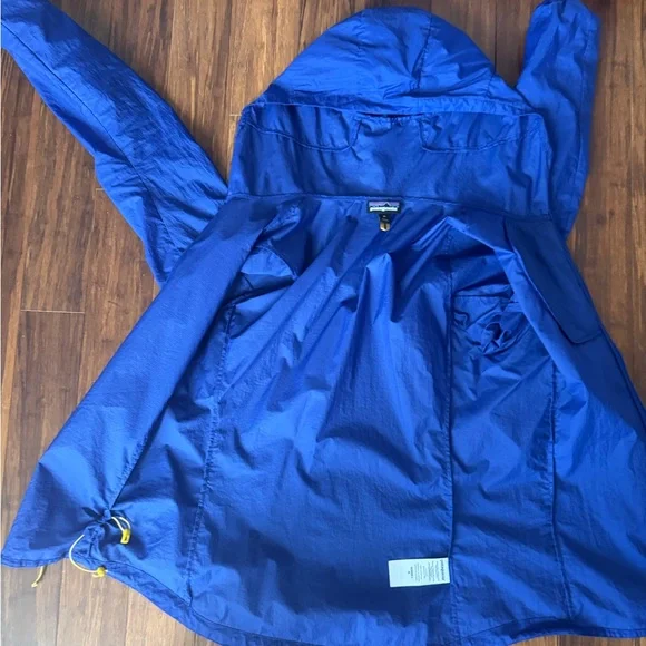 Patagonia Women's Houdini Jacket - Picture 2 of 3